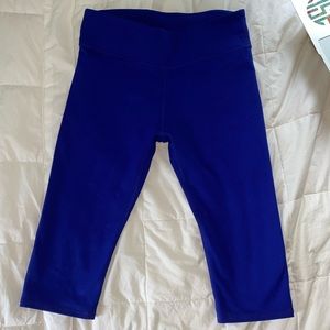 Fabletics cropped workout leggings